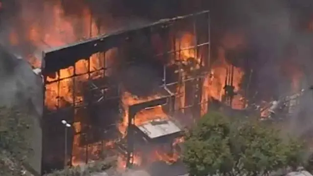 Incêndio de grande proporção destrói estúdio da Globo no Rio de Janeiro
