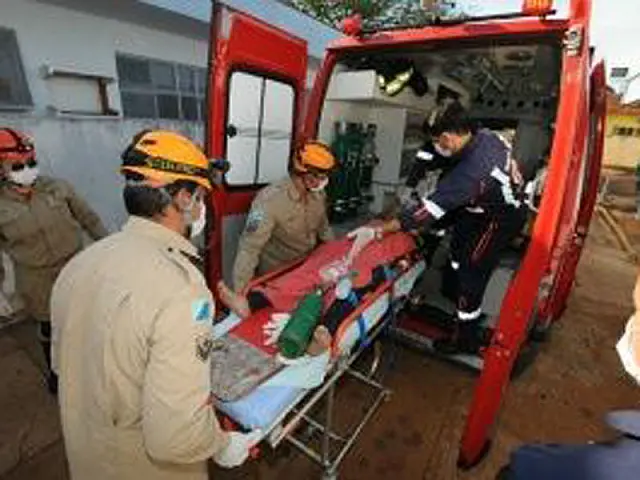 Mulher grávida de sete meses morre em acidente, mas bebê é salvo