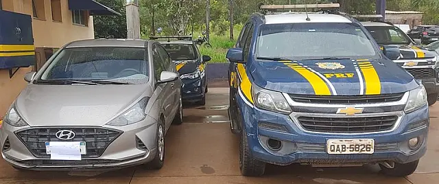 Policiais recuperam veículo com placas clonadas na BR-262