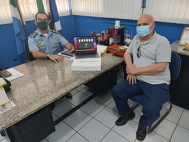 Policiais do 7° BPM recebem computador de última geração