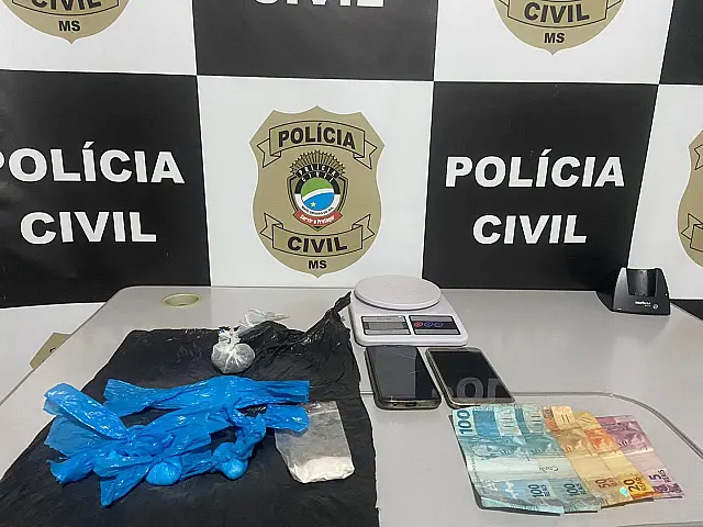 Adolescente é apreendido com maconha e cocaína