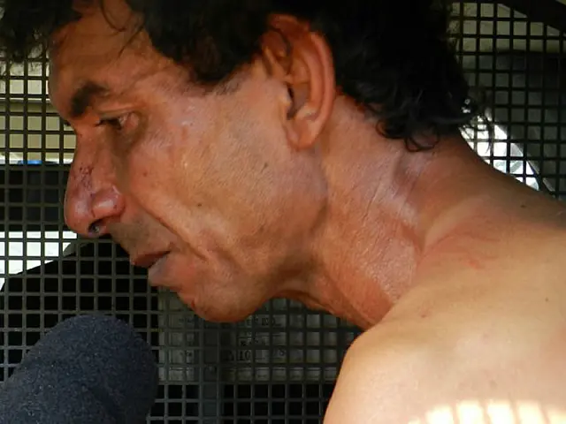 Mulher vai até a casa do ex para reatar e ele a mata a facadas