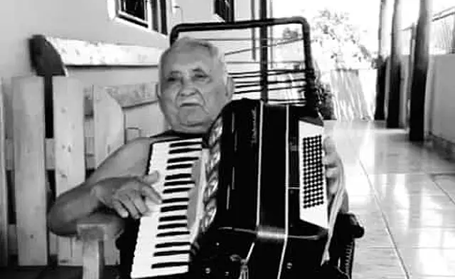 Anastácio se despede de Atanasio Medina nesta segunda-feira