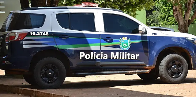 Assaltante invade residência na Rua Estêvão Alves Corrêa e deixa avó e neta feridas
