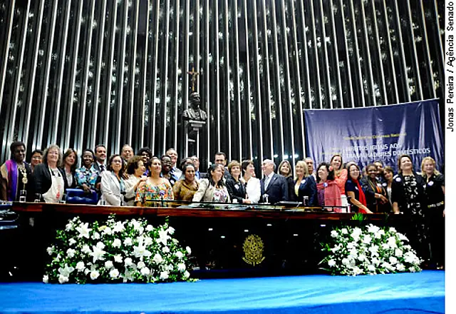 Novos direitos das domésticas entram em vigor nesta quarta-feira