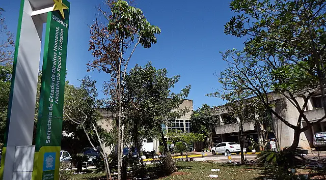 Publicada Resolução que aprova Matrizes Curriculares para Grupos Não Seriados da Rede Estadual