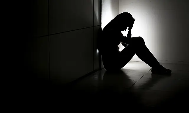 Jovens são os mais afetados pelos efeitos da pandemia, mostra estudo