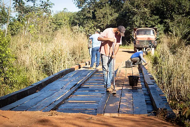 Ponte do Córrego do Engano passa por reforma em Anastácio