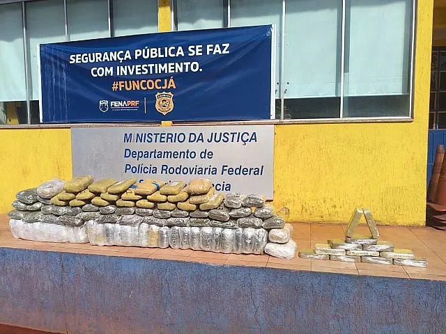 PRF apreende 91 kg de drogas em veículo que tentou fugir de fiscalização na BR-262