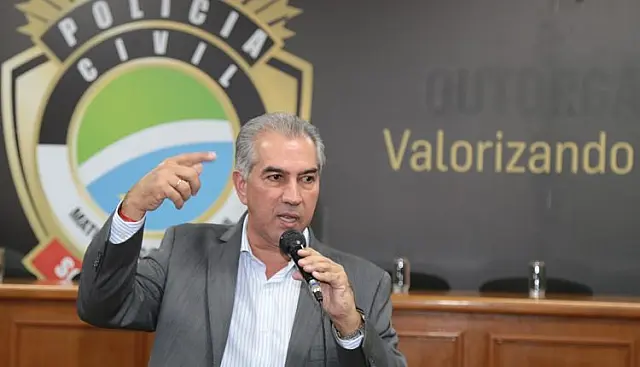 Policiais são demitidos por abandono de cargo