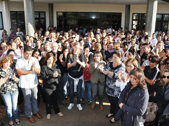 MS: aluno que assassinou diretor de escola a tiros planejou o crime, afirma delegado