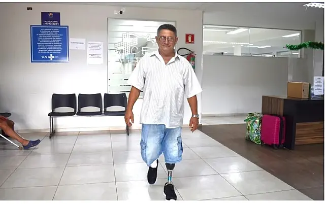 Após 9 anos com a mesma prótese, seu João é atendido pelo CER/APAE da Capital