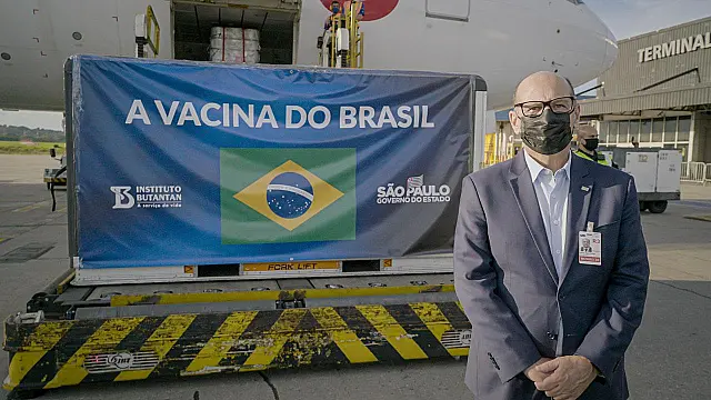 Ribas demonstra interesse em comprar cinco mil doses de vacina