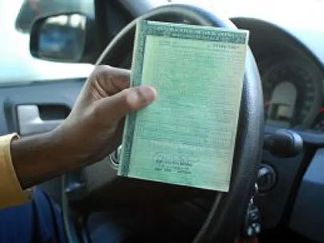Licenciamento de veículos final 0 deve ser pago até hoje