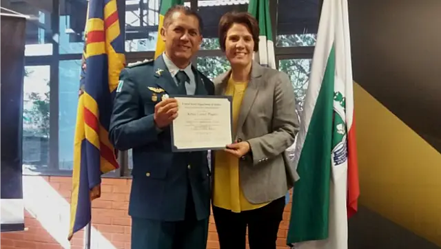 Comandante da PM Aquidauana conclui curso de departamento dos EUA