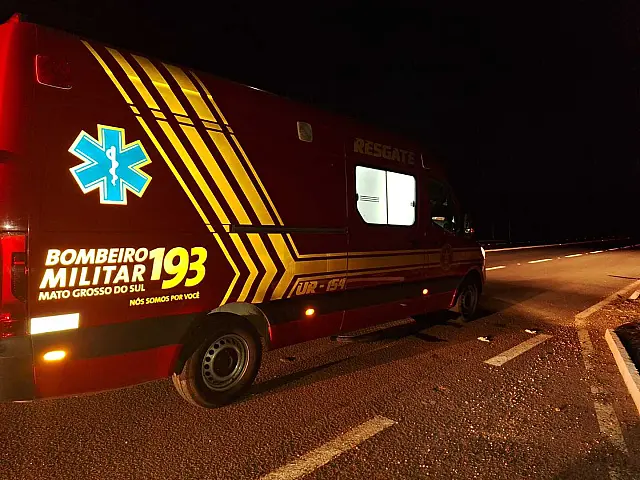 Colisão entre carro e moto deixa dois feridos em Aquidauana