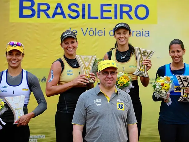 Aquidauanense Talita fecha ano com ouro no Circuito Brasileiro Vôlei de Praia
