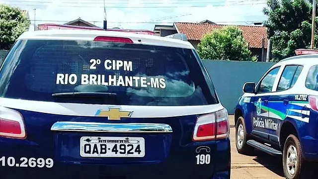 Criança de 12 anos recebe mensagens racistas e mãe aciona PM