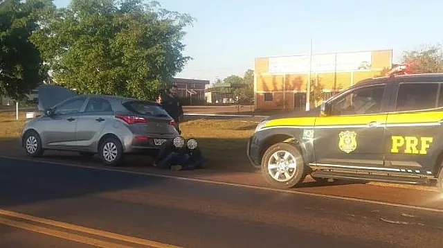 Dupla é presa ao tentar levar HB20 roubado ao Paraguai