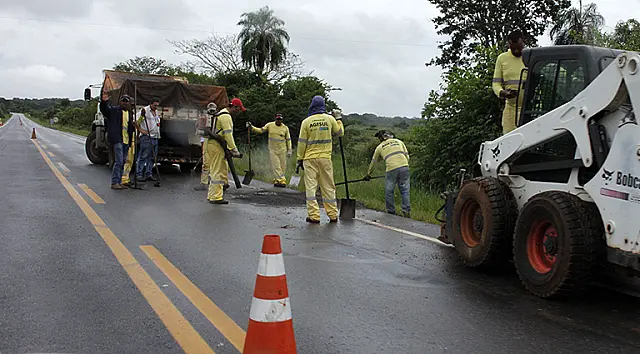 Chuva dá trégua e Agesul recupera rodovias nas regiões de Jardim, Bela Vista e Bonito