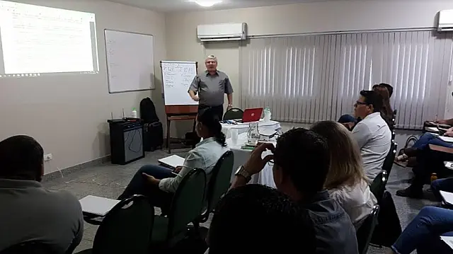 Seminário em memória às vítimas de acidente de trabalho tem ciclo de palestras