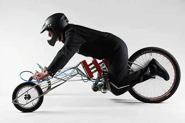 EX Trike: a bicicleta movida por furadeiras