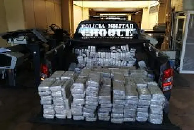 Disque 181: denúncias anônimas acabam com tráfico de drogas e até resolvem crimes brutais