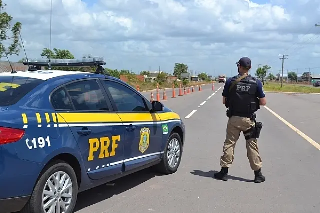 PRF prende motorista embriagado na BR-262