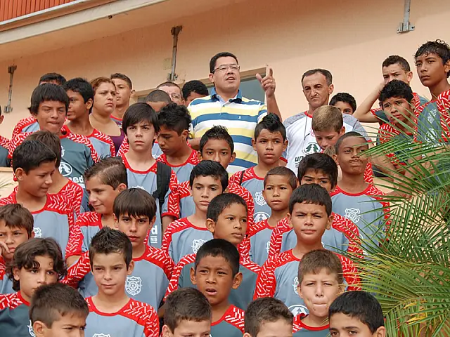 Prefeitura apóia equipe do SEDUC durante competição em Ribas