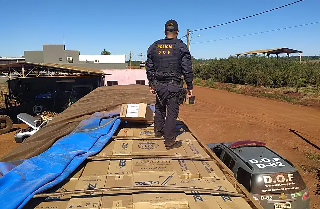 Carreta carregada com cigarros contrabandeados foi apreendida pelo DOF durante a Operação Hórus