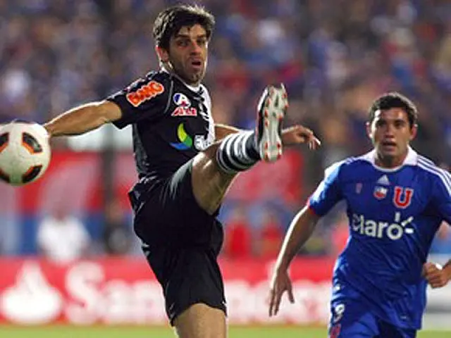La U despacha o Vasco e decidirá Sul-Americana contra LDU
