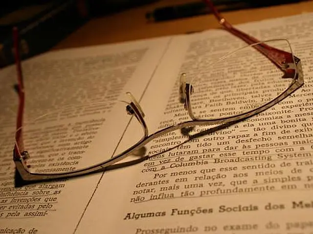 Publicada MP que exige título de doutor para professores de universidades federais