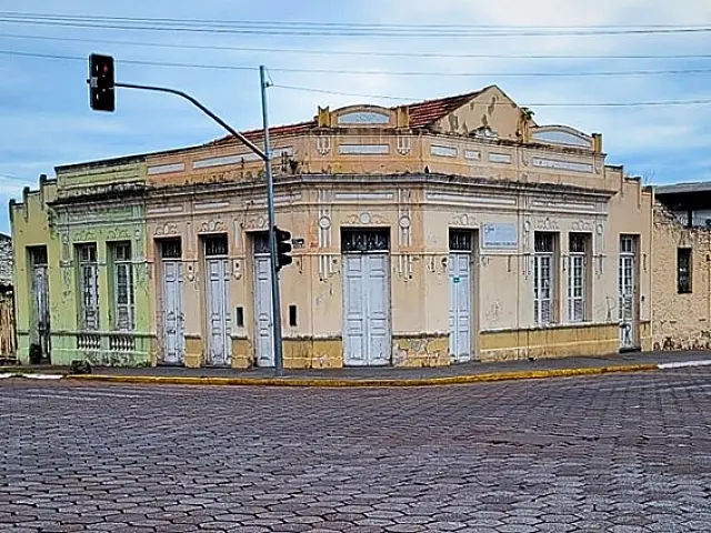 Justiça determina que Prefeitura mantenha imóvel histórico de Corumbá