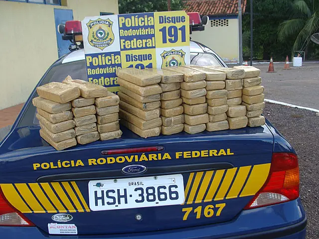 Passageiras são presas em MS com 39 quilos de maconha