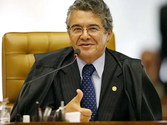 Ministro do STF é contra apressar julgamento do mensalão