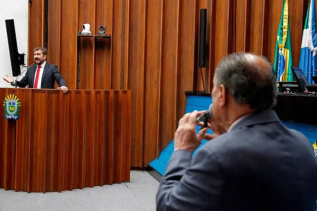 Deputados denunciam falta de medicamentos e cobram melhorias na Saúde