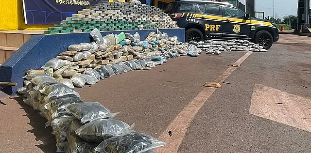 Sete são presos com 452 Kg de cocaína e skunk na BR-262 de Corumbá