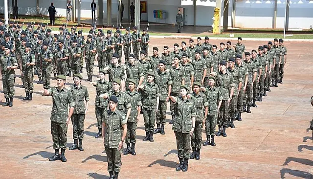 Exército oferece vagas para dentista e veterinário temporários em Aquidauana