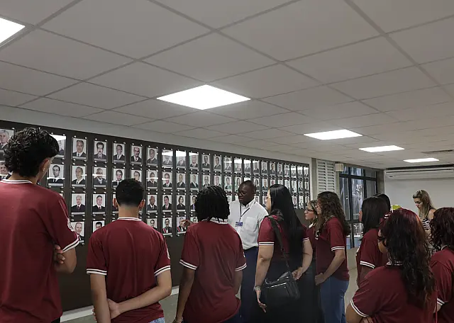 Estudantes de Corumbá realizam visita técnica no TJMS