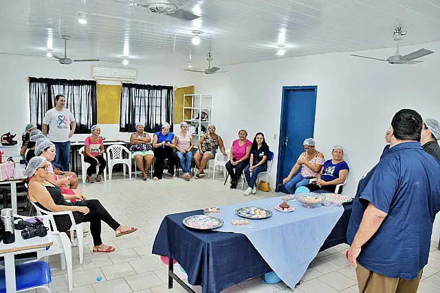 Prefeitura de Aquidauana realiza oficina gratuita de doces