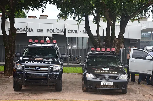 Duas pessoas são presas por tráfico ao deixarem drogas e celulares em penitenciária de Aquidauana