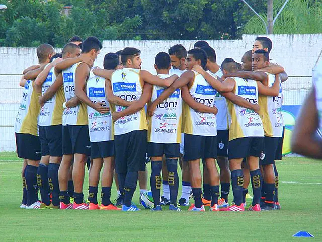 Ex-técnico do Aquidauanense é eliminado com o Costa Rica; com Keverson, Corumbaense vai às semis