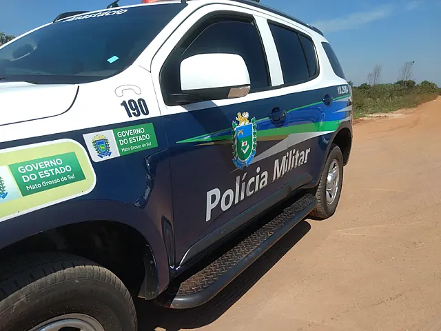 PM apreende adolescente com maconha na região do cemitério de Anastácio