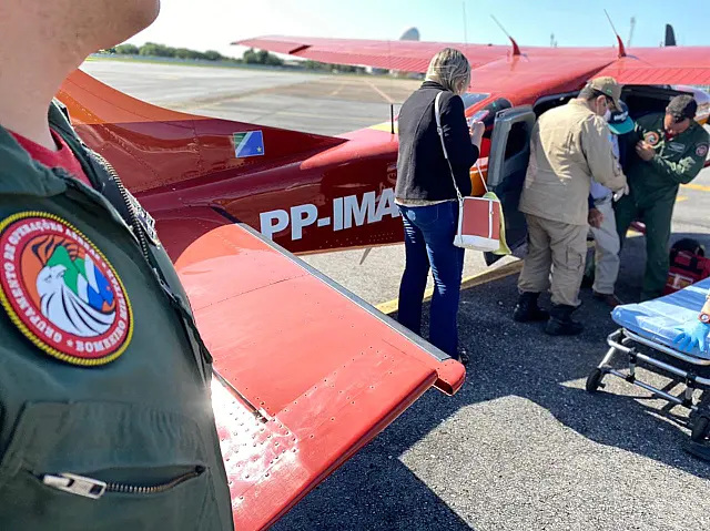 Debilitado, idoso é socorrido em fazenda de Corumbá por aeronave dos bombeiros