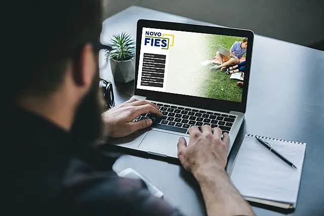 Fies: inscrições para vagas do segundo semestre terminam nesta terça