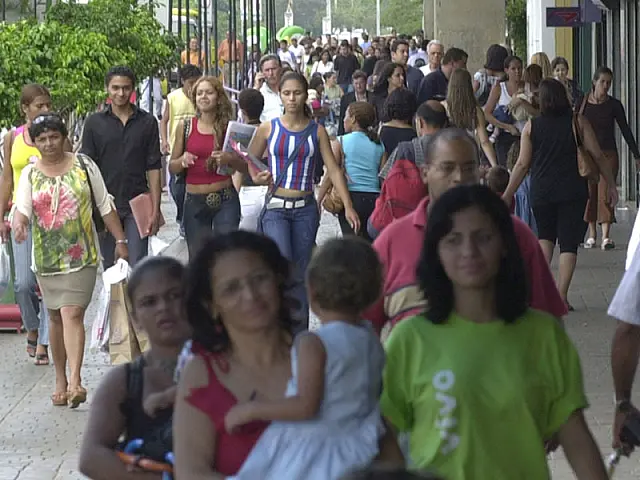 População brasileira chega a 194 milhões, estima IBGE