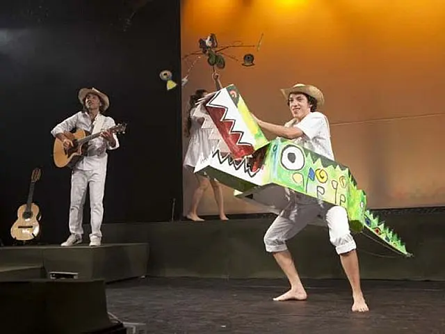 Espetáculo musical inspirado na obra do poeta Manoel de Barros será neste domingo