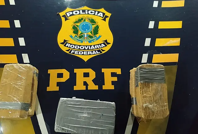 PRF prende três traficantes e apreende 10 quilos de cocaína em Miranda