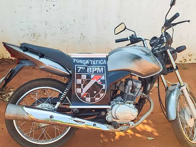 Moto furtada é recuperada pela Polícia Militar no Bairro Nova Aquidauana