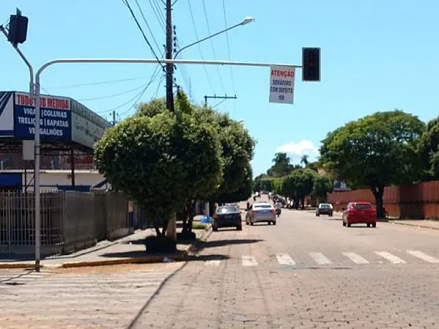Núcleo de Trânsito de Aquidauana providencia peça para semáforo do Cejar